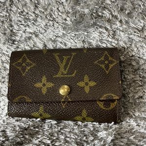 Louis Vuitton Monogram Multicles 6 Key Holder Wallet Case
